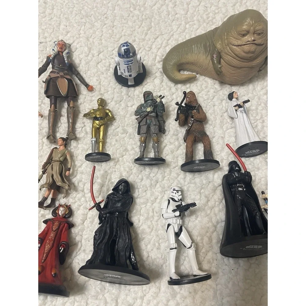 Lot Of 18 Disney Star Wars Figures Statues Cake Topper Base 4